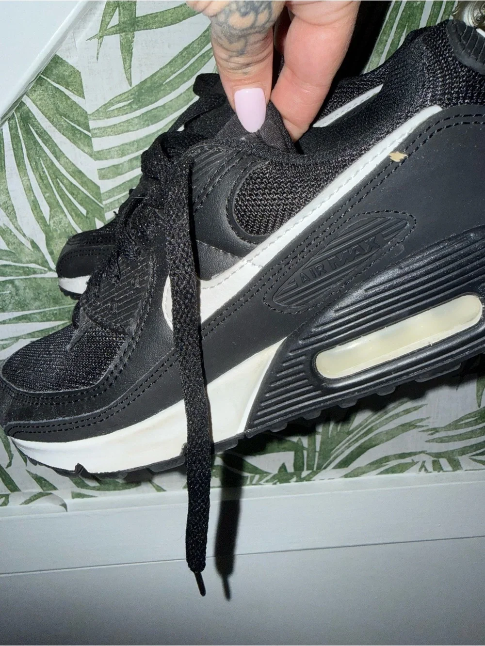 Authentic Nike Black and White Women's Air Max Style Sneakers size 7.5